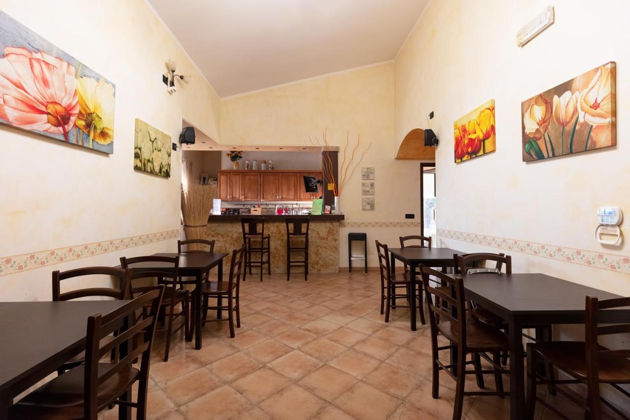 לצ'ה Bed & Breakfast Giardini Di Marzo מראה חיצוני תמונה
