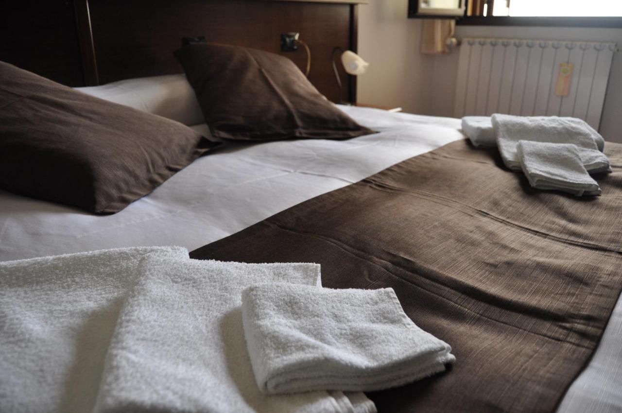 לצ'ה Bed & Breakfast Giardini Di Marzo מראה חיצוני תמונה