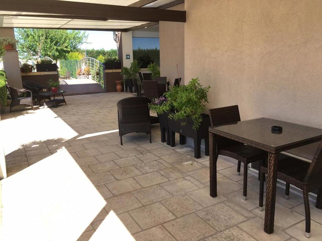 לצ'ה Bed & Breakfast Giardini Di Marzo מראה חיצוני תמונה
