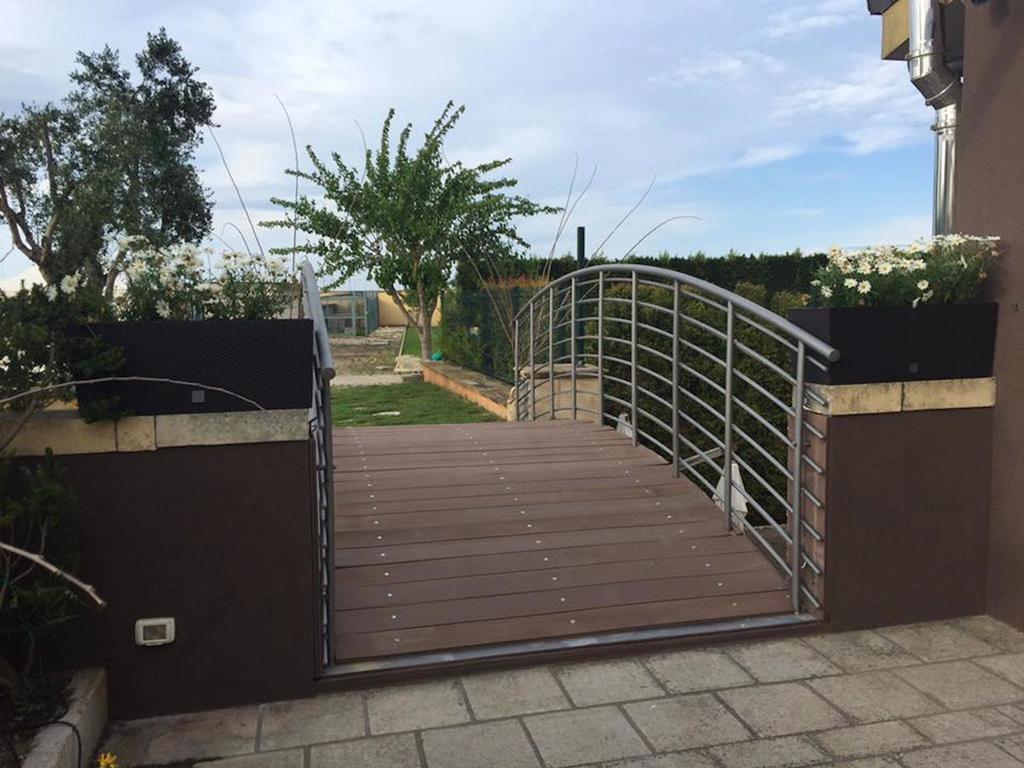 לצ'ה Bed & Breakfast Giardini Di Marzo מראה חיצוני תמונה