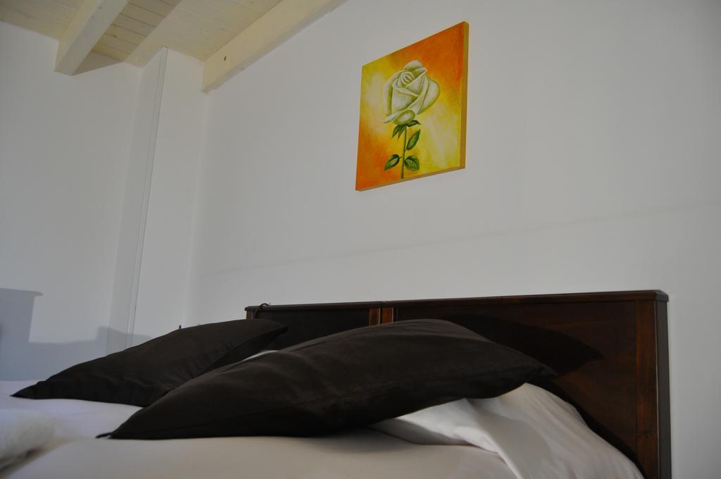 לצ'ה Bed & Breakfast Giardini Di Marzo מראה חיצוני תמונה