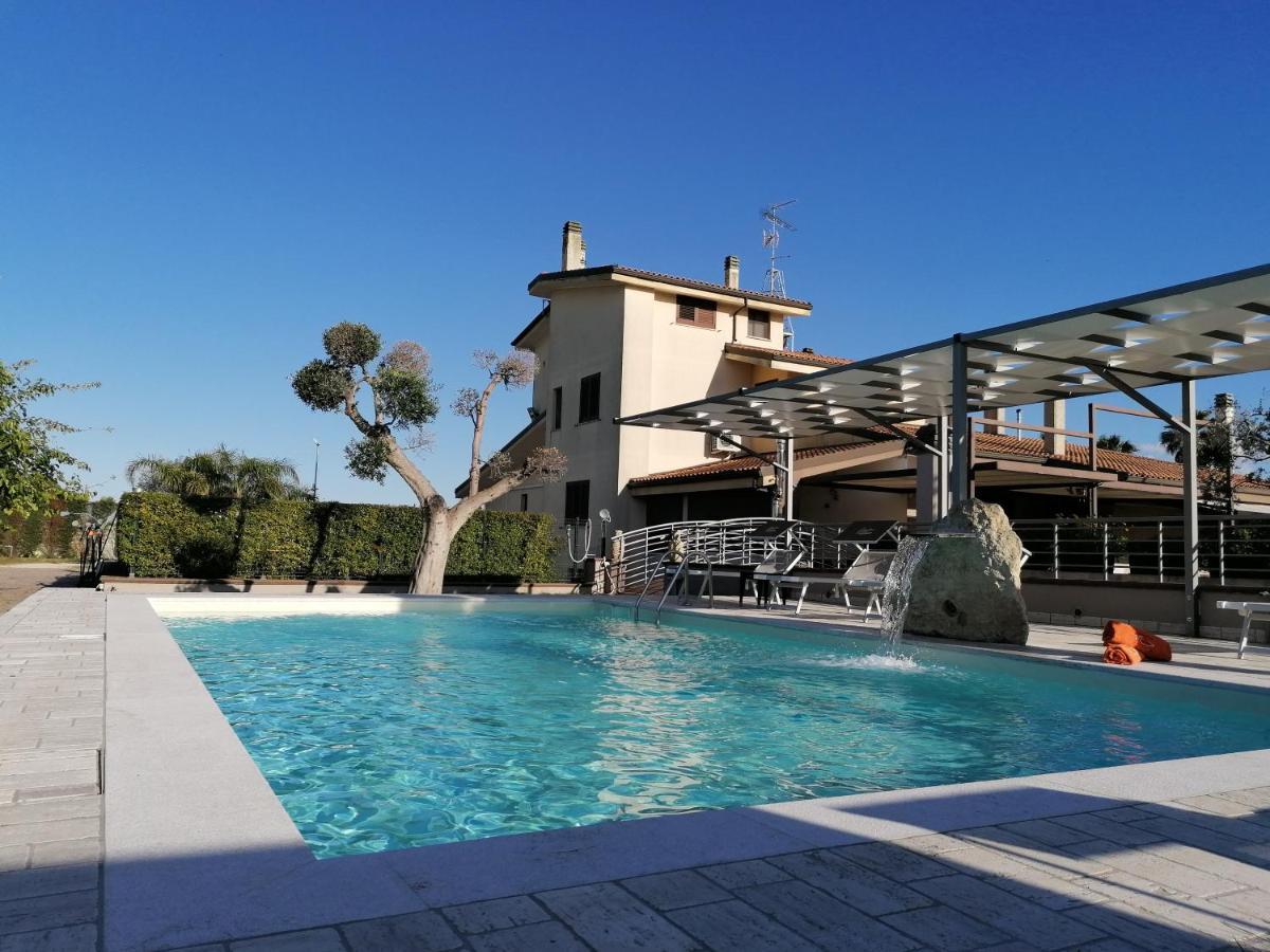 לצ'ה Bed & Breakfast Giardini Di Marzo מראה חיצוני תמונה
