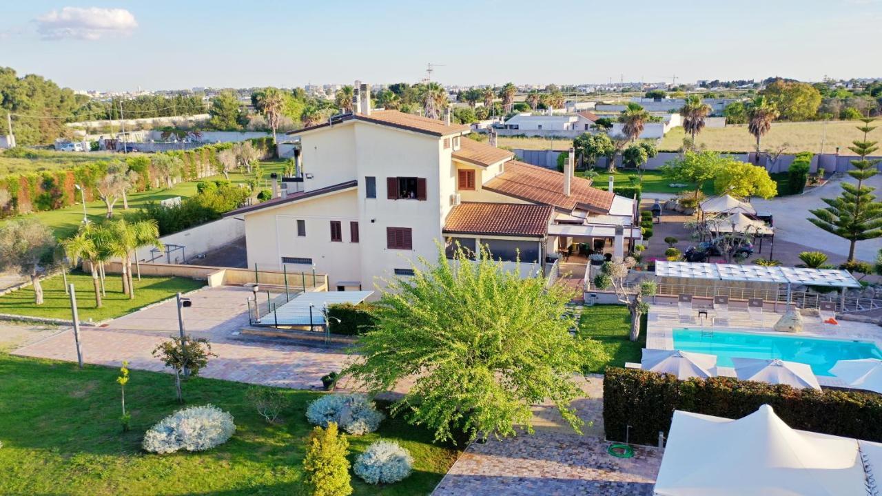 לצ'ה Bed & Breakfast Giardini Di Marzo מראה חיצוני תמונה